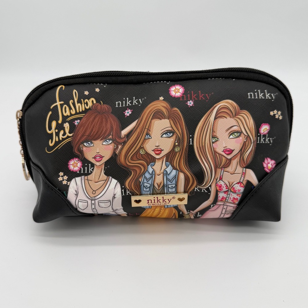 Nikky‎ by Nicole Lee Fashion Girl Cosmetic Makeup Bag Black Heart Print Lining